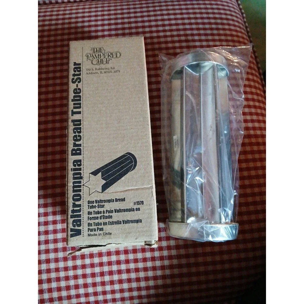 THE PAMPERED CHEF VALTROMPIA BREAD TUBE STAR #1570 NEW IN BOX